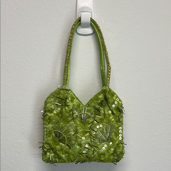 ✨Gorgeous Green Beaded Shoulder Bag!! 💚 - Picture 1 of 9